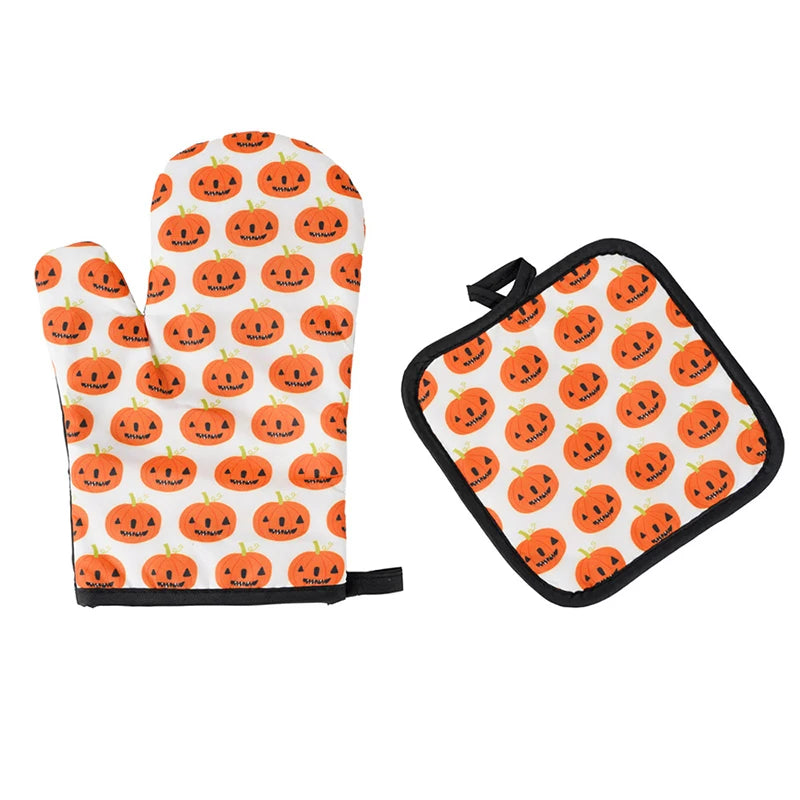 Halloween Kitchen Gloves & Mits (2 Pcs)
